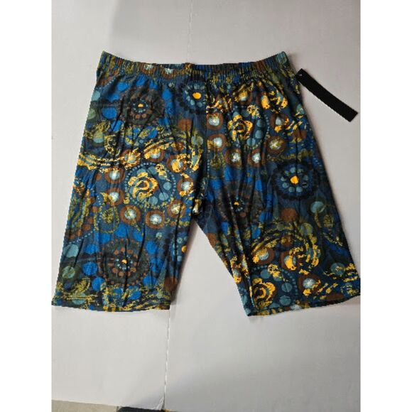 Buttery Soft Paisley Mandala Layers Shorts 1XL - Picture 1 of 5